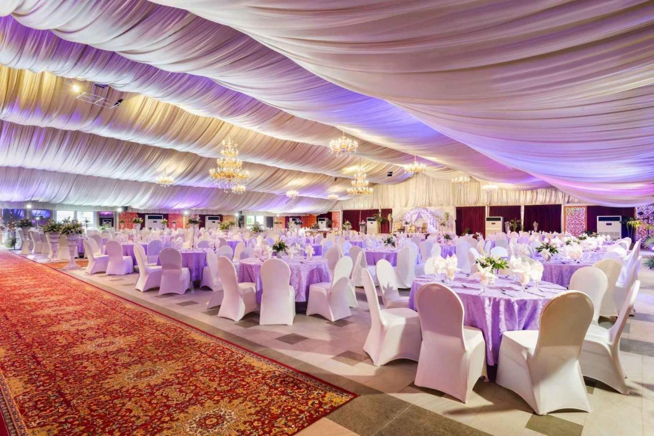 Ramada Plaza By Wyndham Karachi Airport Hotel Esterno foto The Grand Ballroom